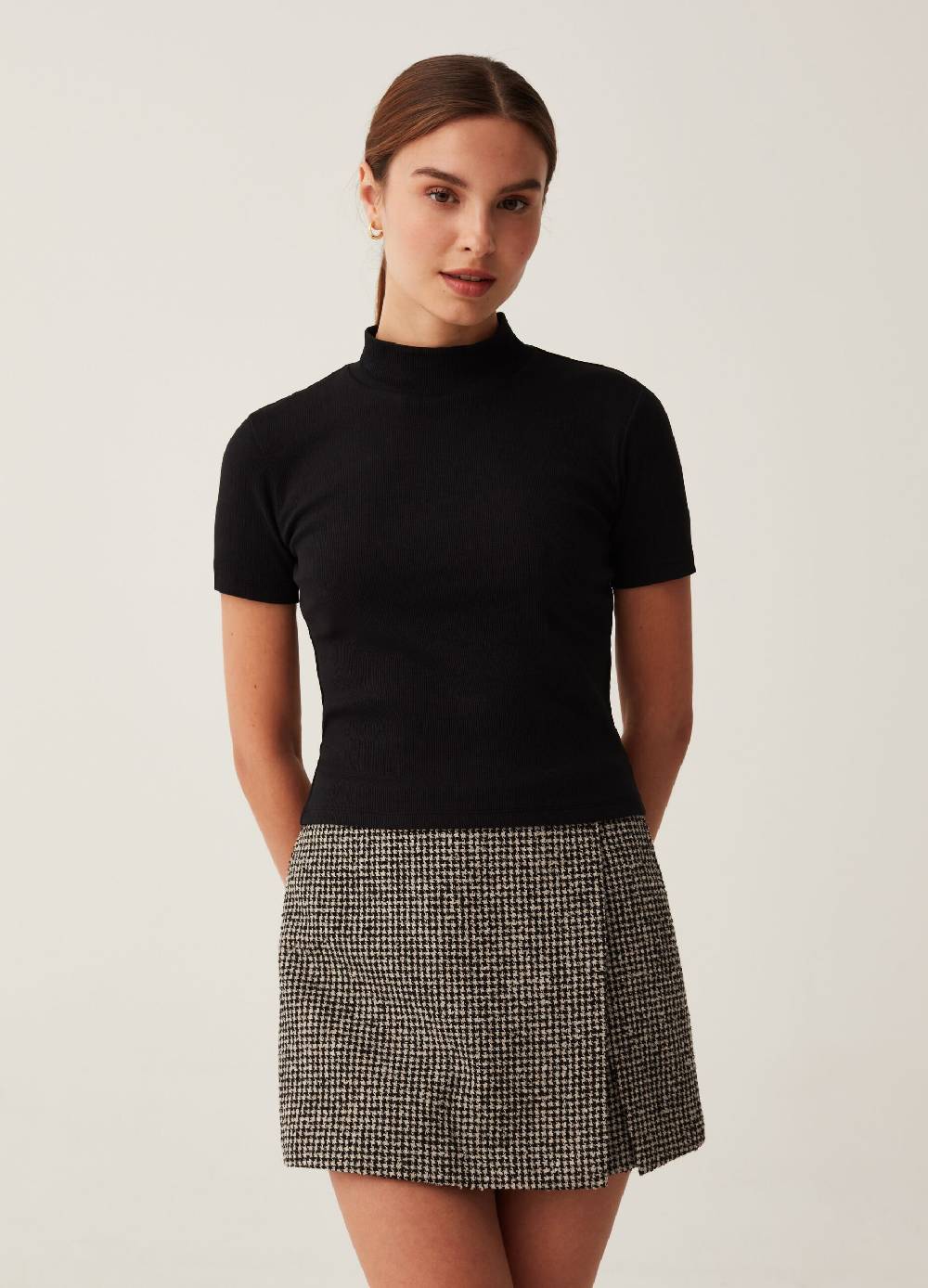 B. ANGEL T-shirt a costine sottili mock neck Duty-free