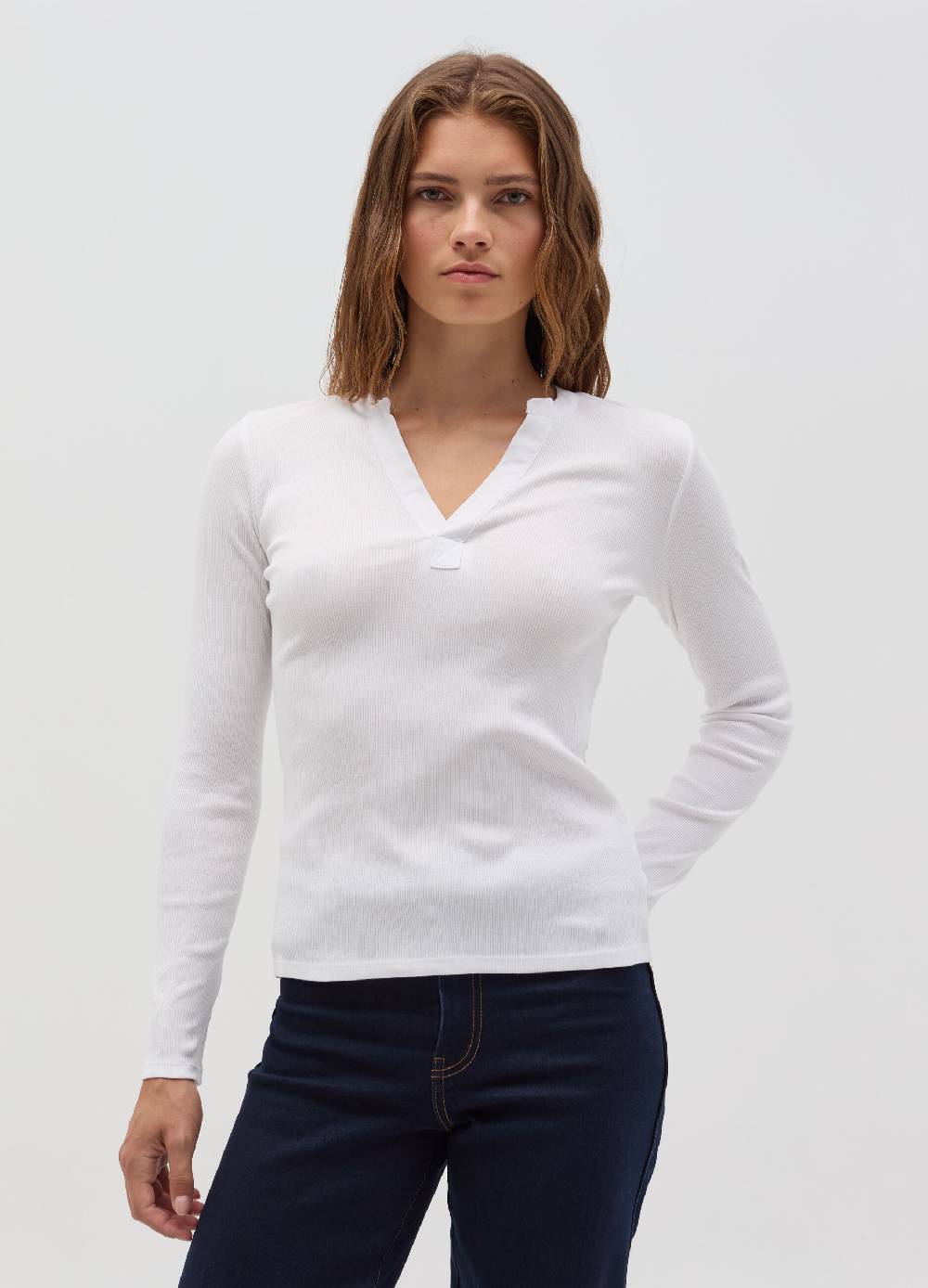 OVS T-shirt a costine sottili con scollo a V Saldi