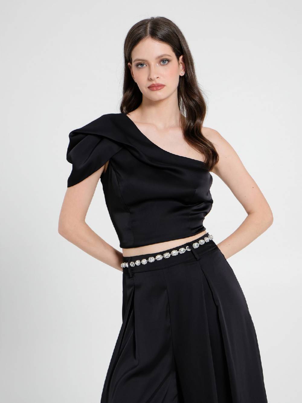 Rinascimento Top Monospalla in Satin Nero Economico