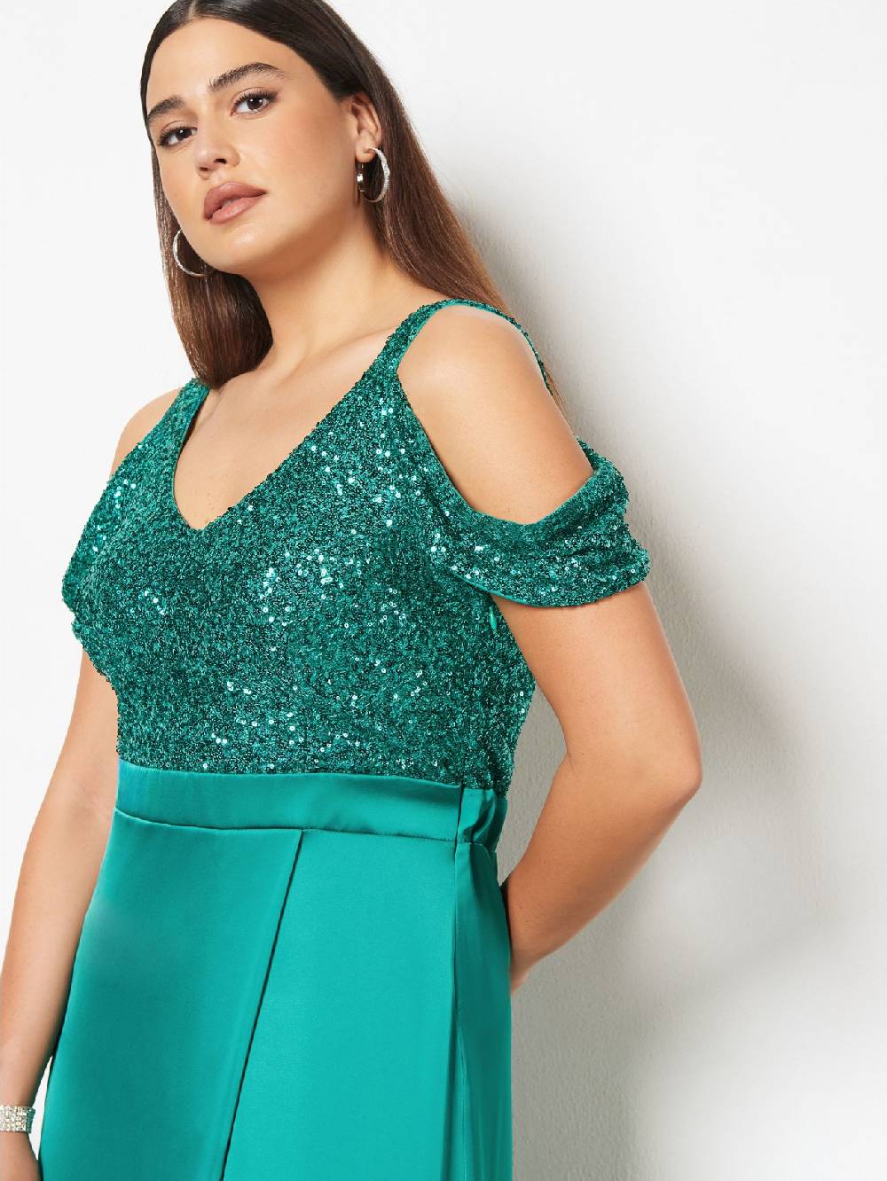 Rinascimento Abito Lungo Curvy Paillettes & Raso Nuovo