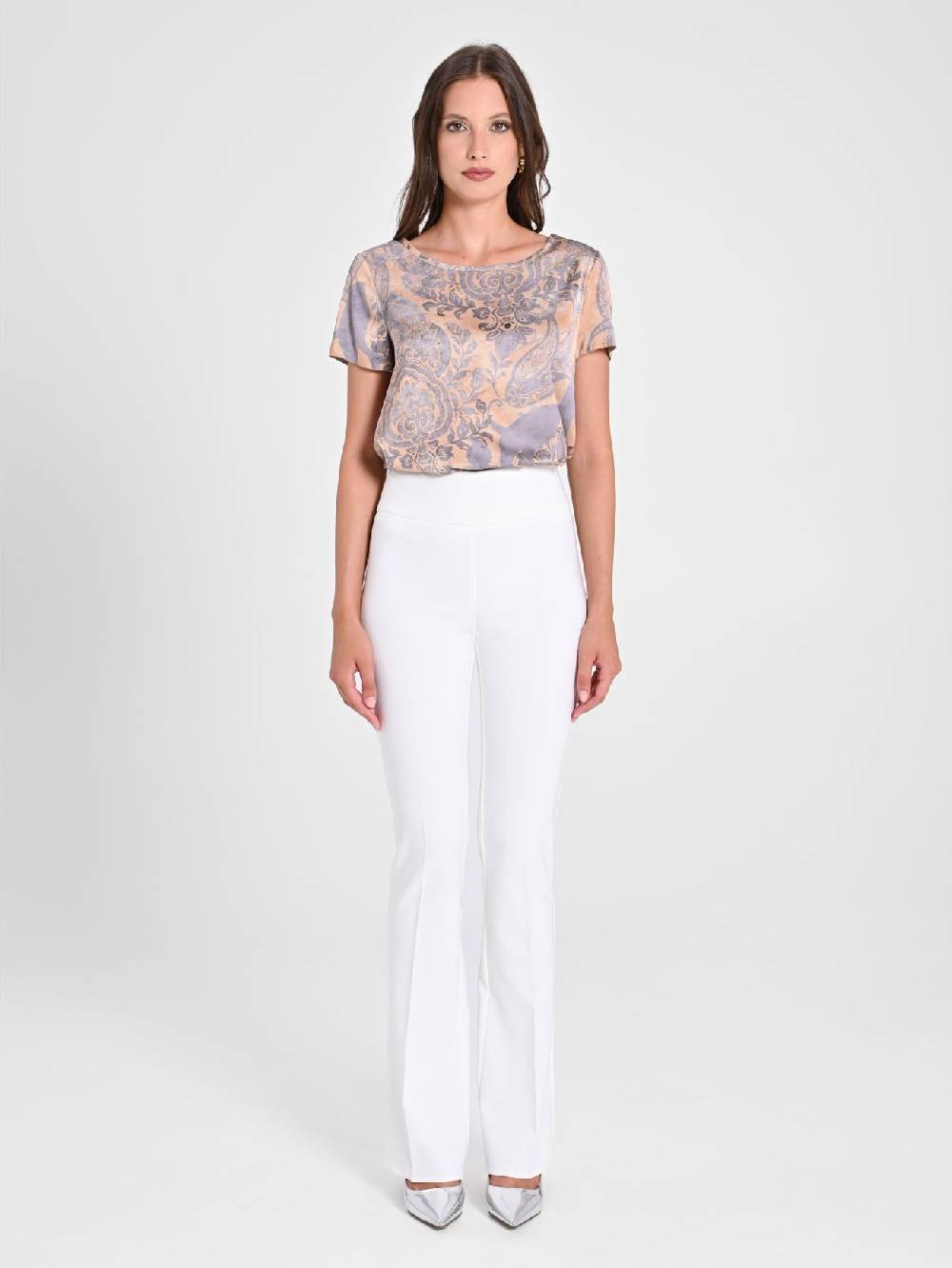 Rinascimento Pantaloni Flared in Tessuto Tecnico Bianco Shopping Online