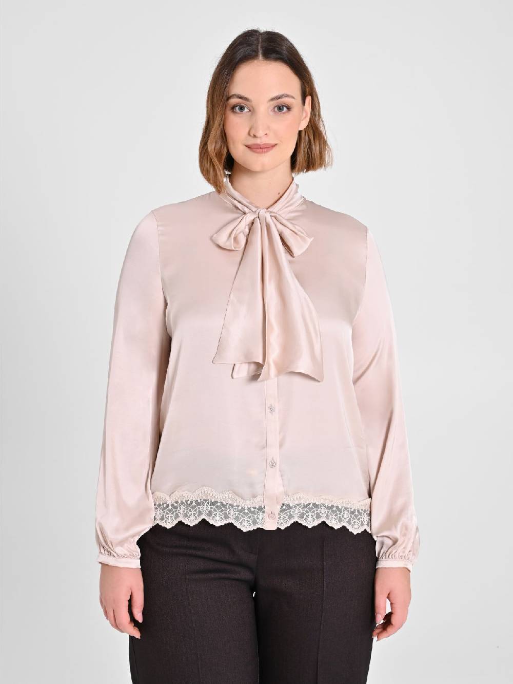Rinascimento Camicia Curvy Bianca con Fiocco Nuovo