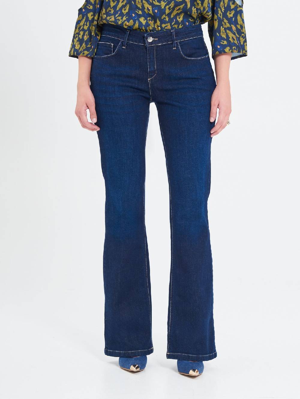 Rinascimento Jeans Curvy a Zampa Economico