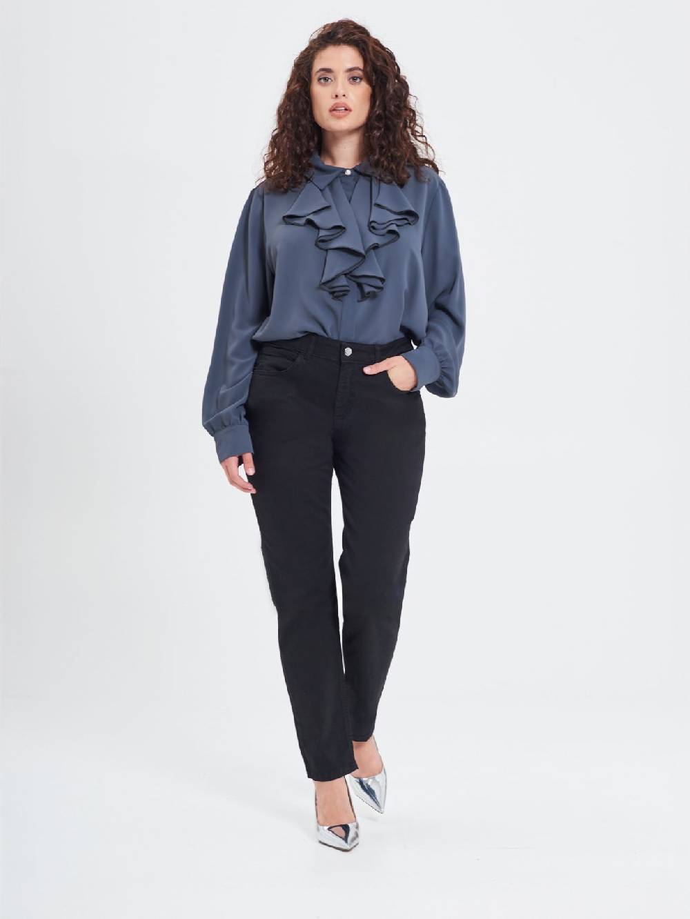 Rinascimento Jeans Curvy Neri Offerta San Valentino