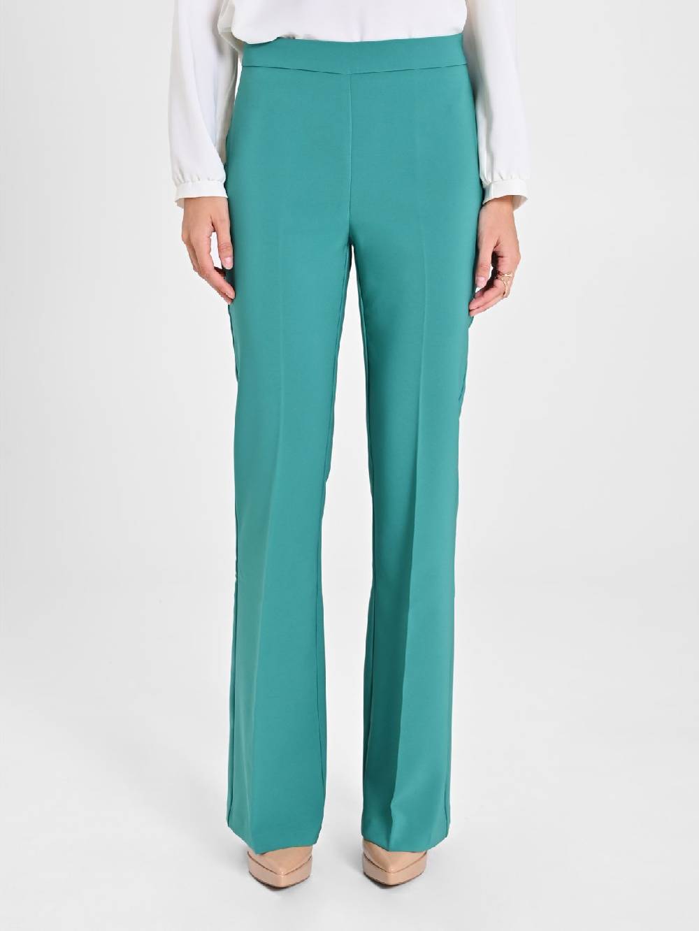 Rinascimento Pantaloni Flared in Tessuto Tecnico Verde Giada Donna Ritorno libero