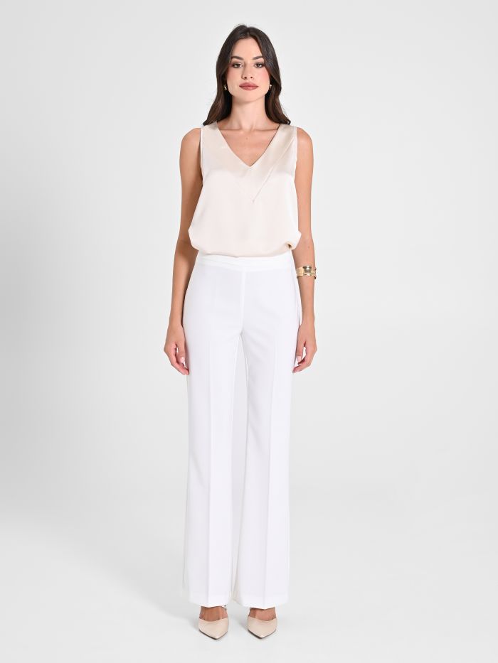 Rinascimento Pantaloni Mid Flared in Tessuto Tecnico Bianco In Saldo
