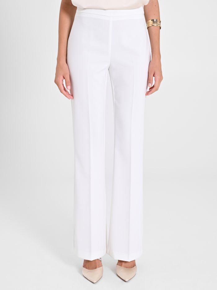 Rinascimento Pantaloni Mid Flared in Tessuto Tecnico Bianco In Saldo