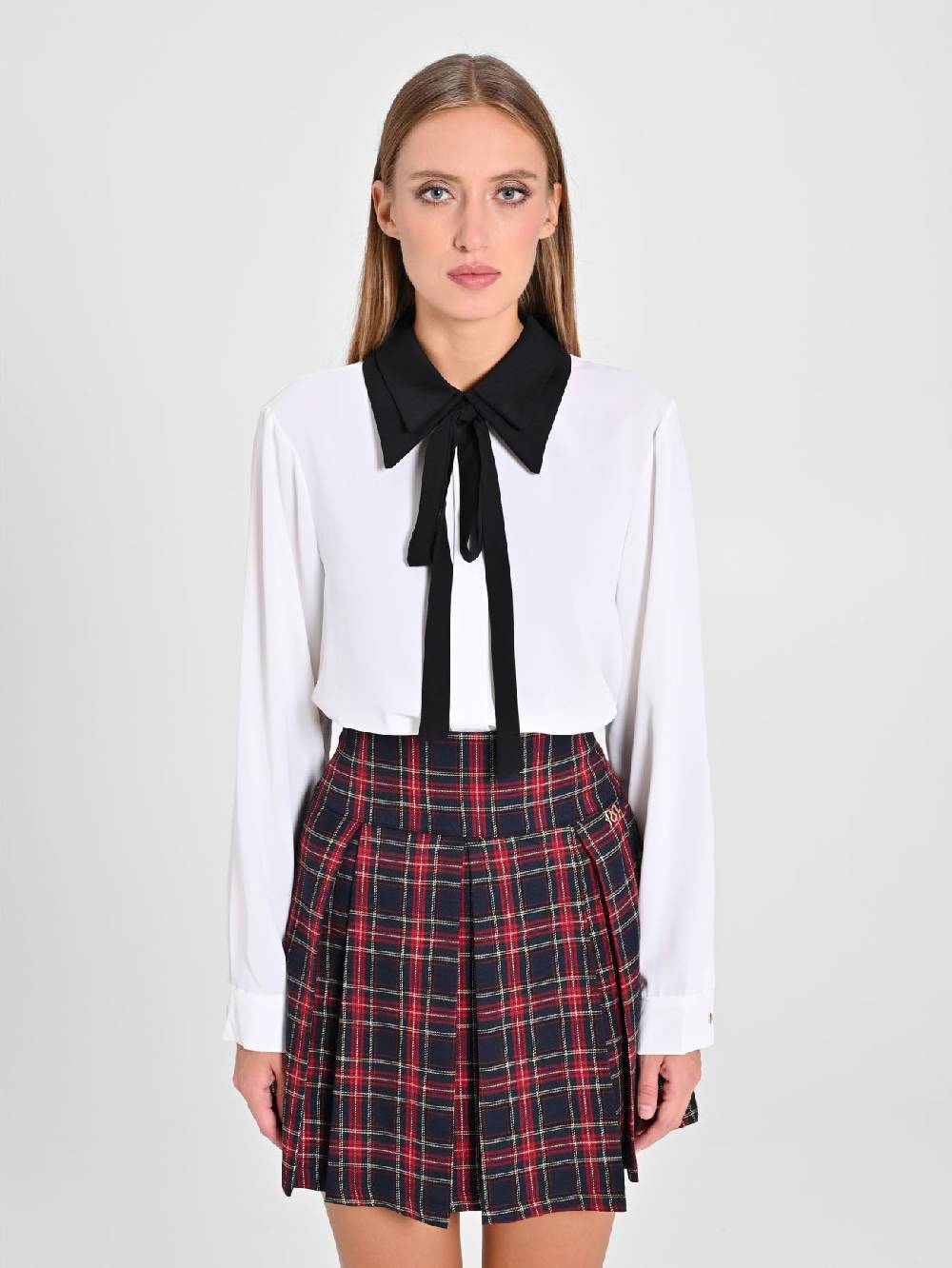 Rinascimento Blusa Bicolor con Cravattino 50% di sconto con spedizione gratuita