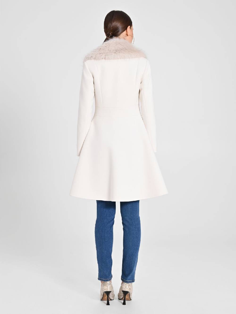 Rinascimento Cappotto Bianco con Collo effetto Pelliccia Offerta esclusiva