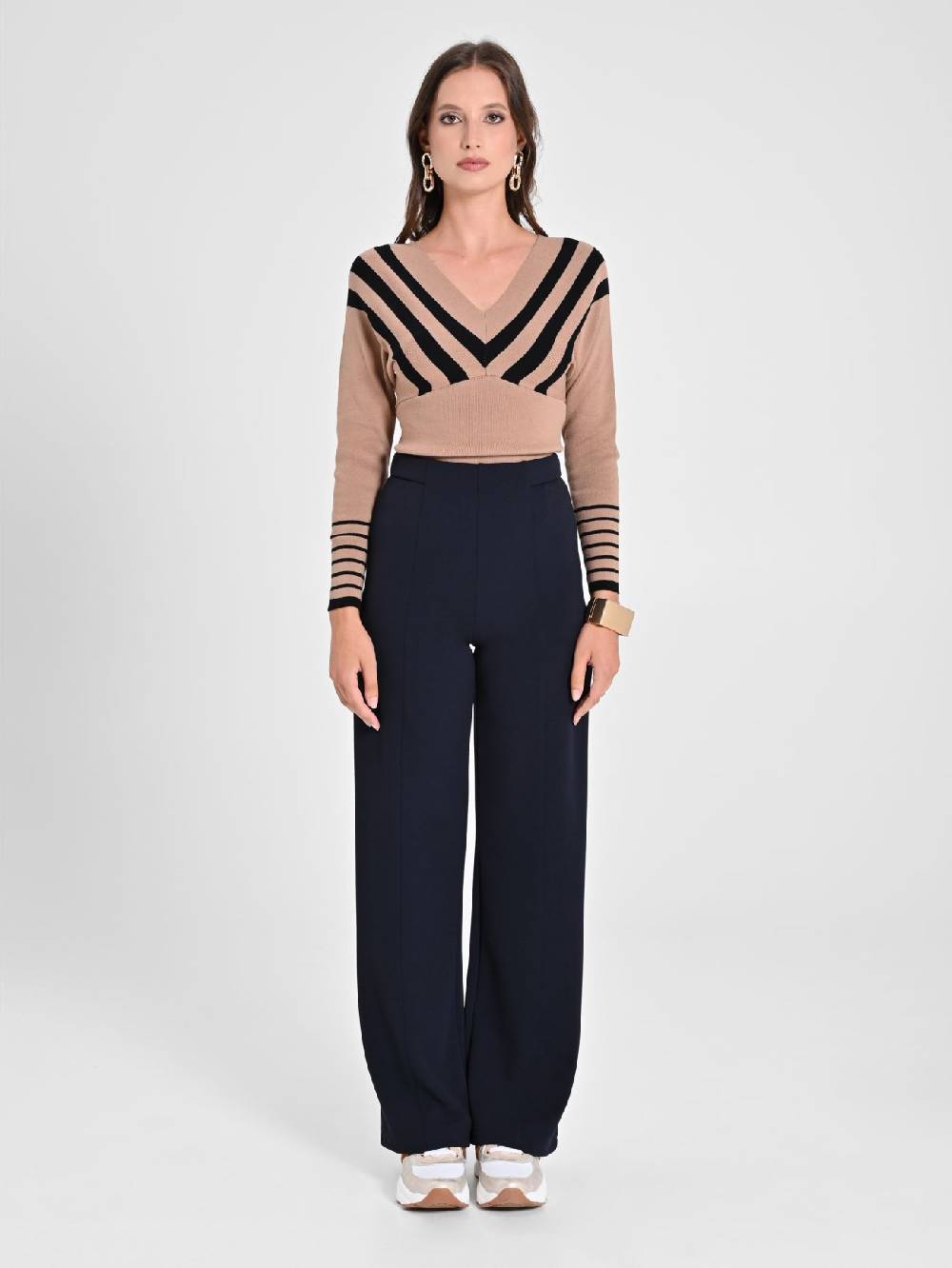 Rinascimento Pantaloni Cropped Blu Navy Latest fashion