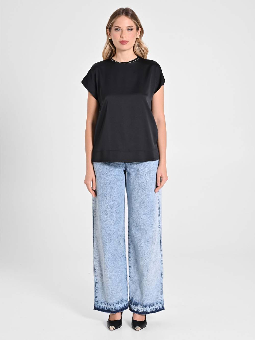 Rinascimento Blusa Envers Satin Nera Offerte esclusive