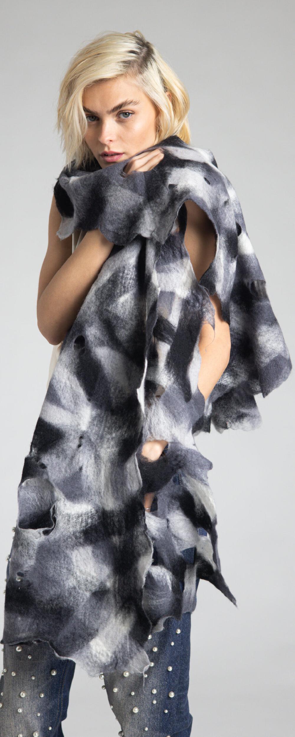 Rossano Perini SCARF 37FW24 GREY In Linea