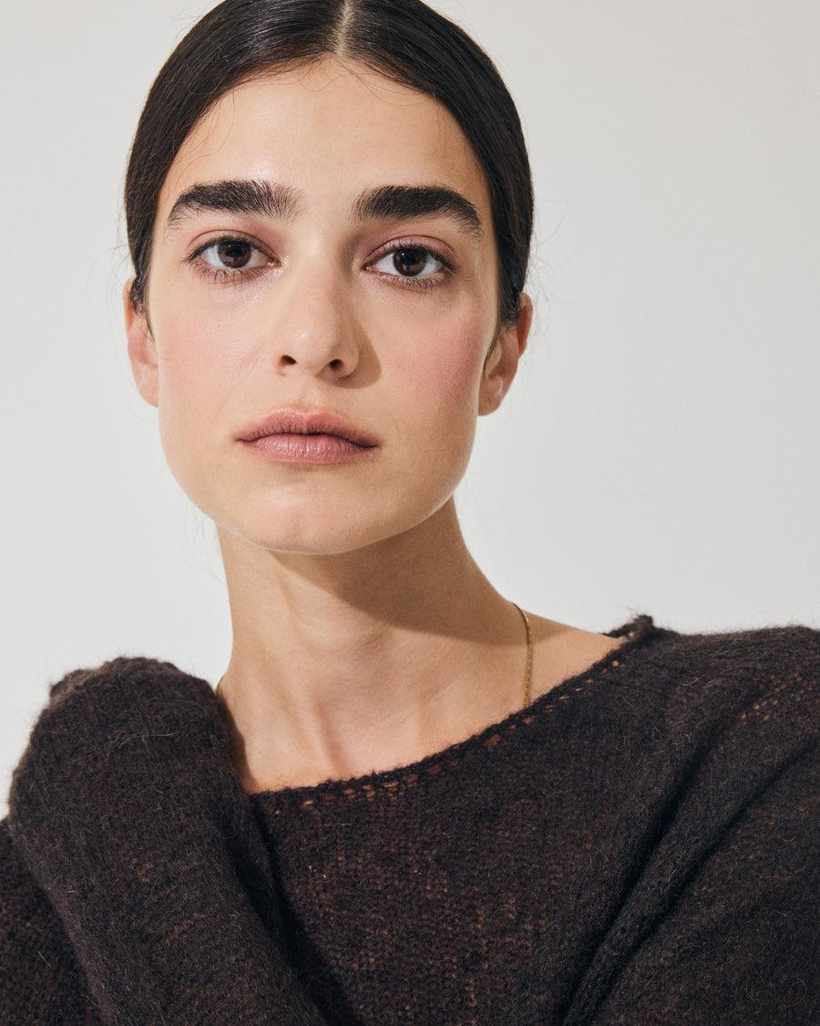 Scaglione BOAT NECK BOXY RAGLAN SEAMLESS EBANO Acquista Ora