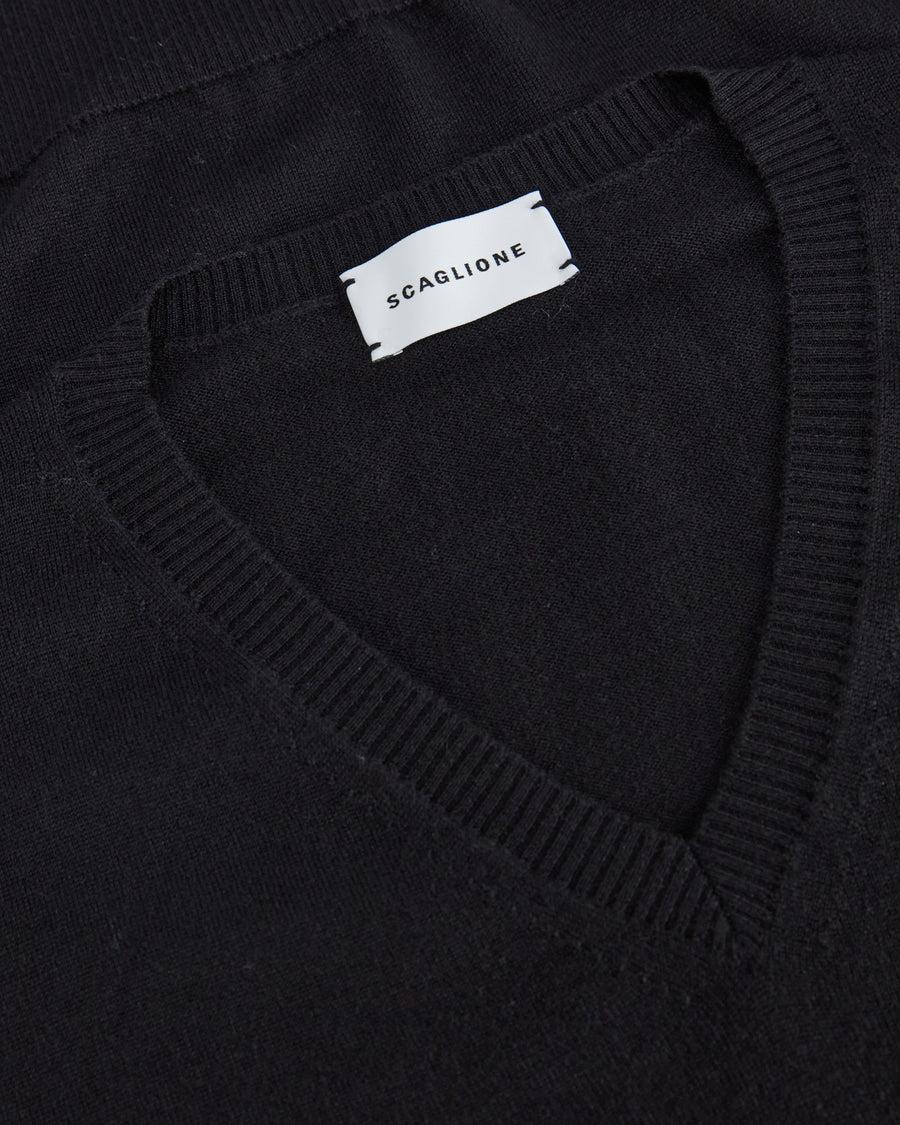 Scaglione V NECK CASH-SILK BLACK In Vendita