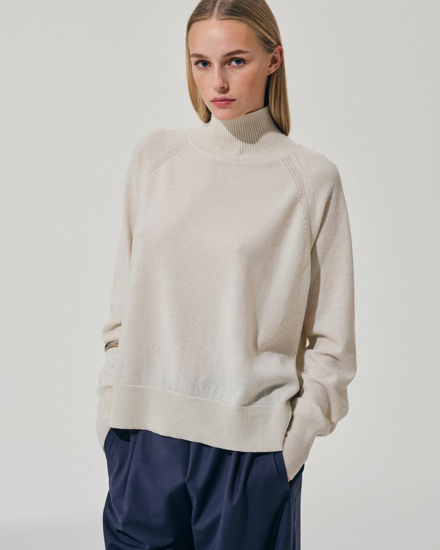 Scaglione TURTLE NECK RAGLAN RIBBED SIDES MILK Nuovo