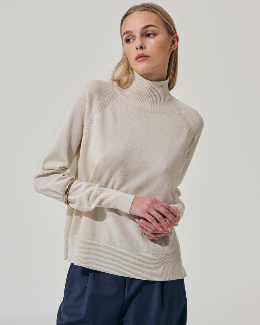 Scaglione TURTLE NECK RAGLAN RIBBED SIDES MILK Nuovo