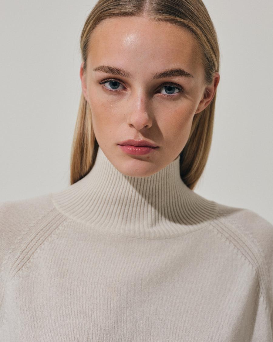 Scaglione TURTLE NECK RAGLAN RIBBED SIDES MILK Nuovo