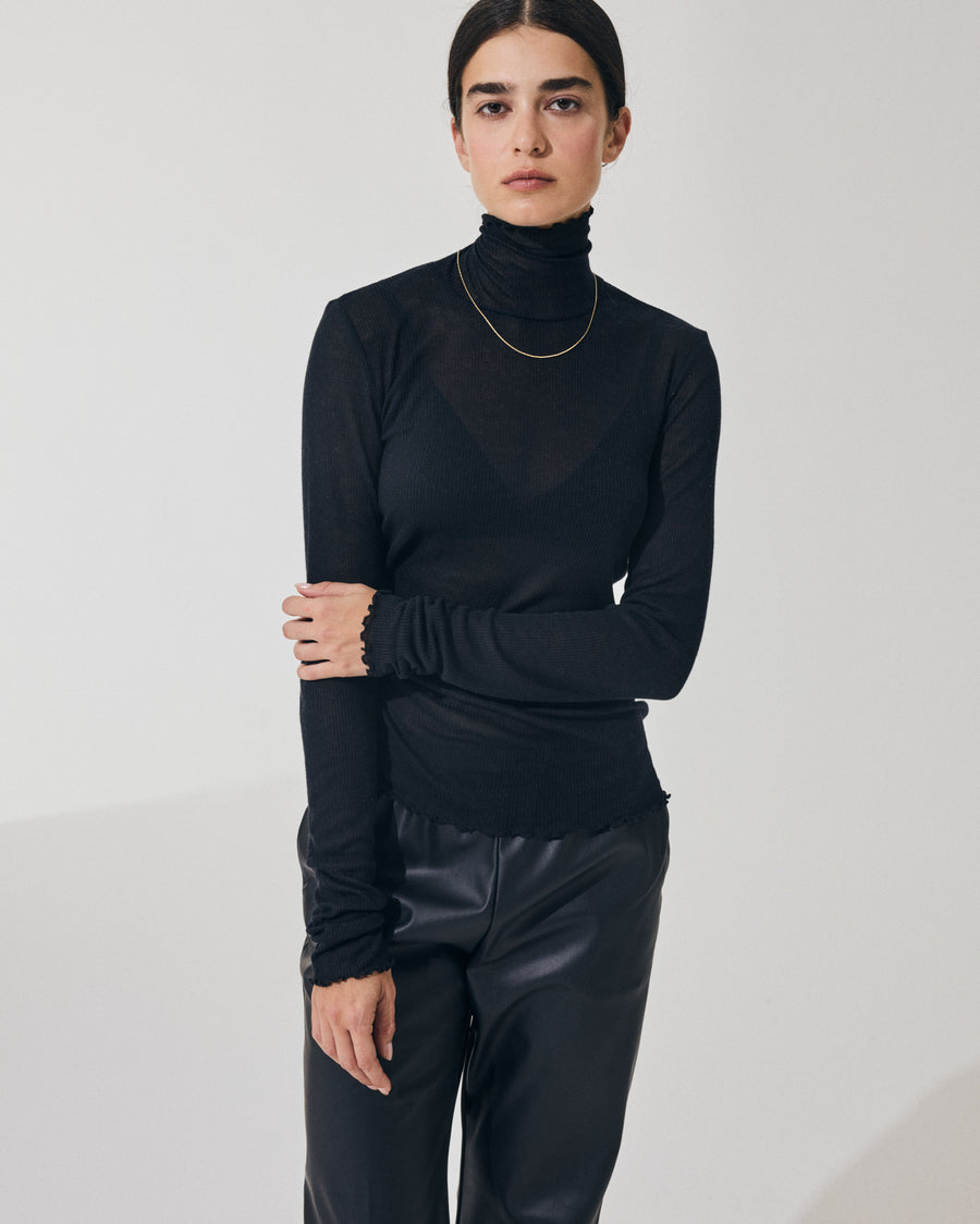 Scaglione TURTLENECK RIBBED MICROMODAL NERO Offerta