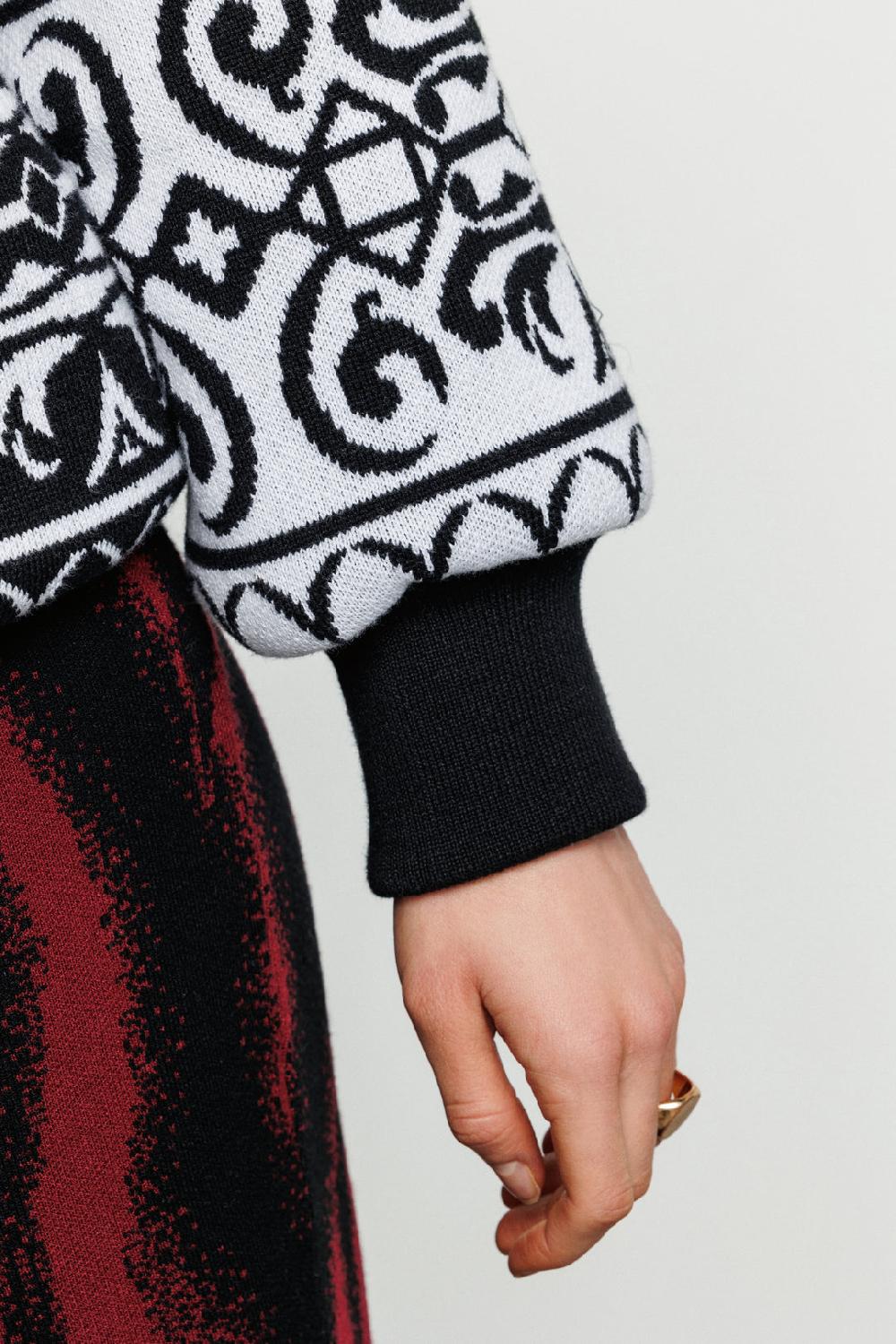 Akep BOMBER PIUMINO AKEP CON INSERTO JACQUARD SUL FONDO Promozione