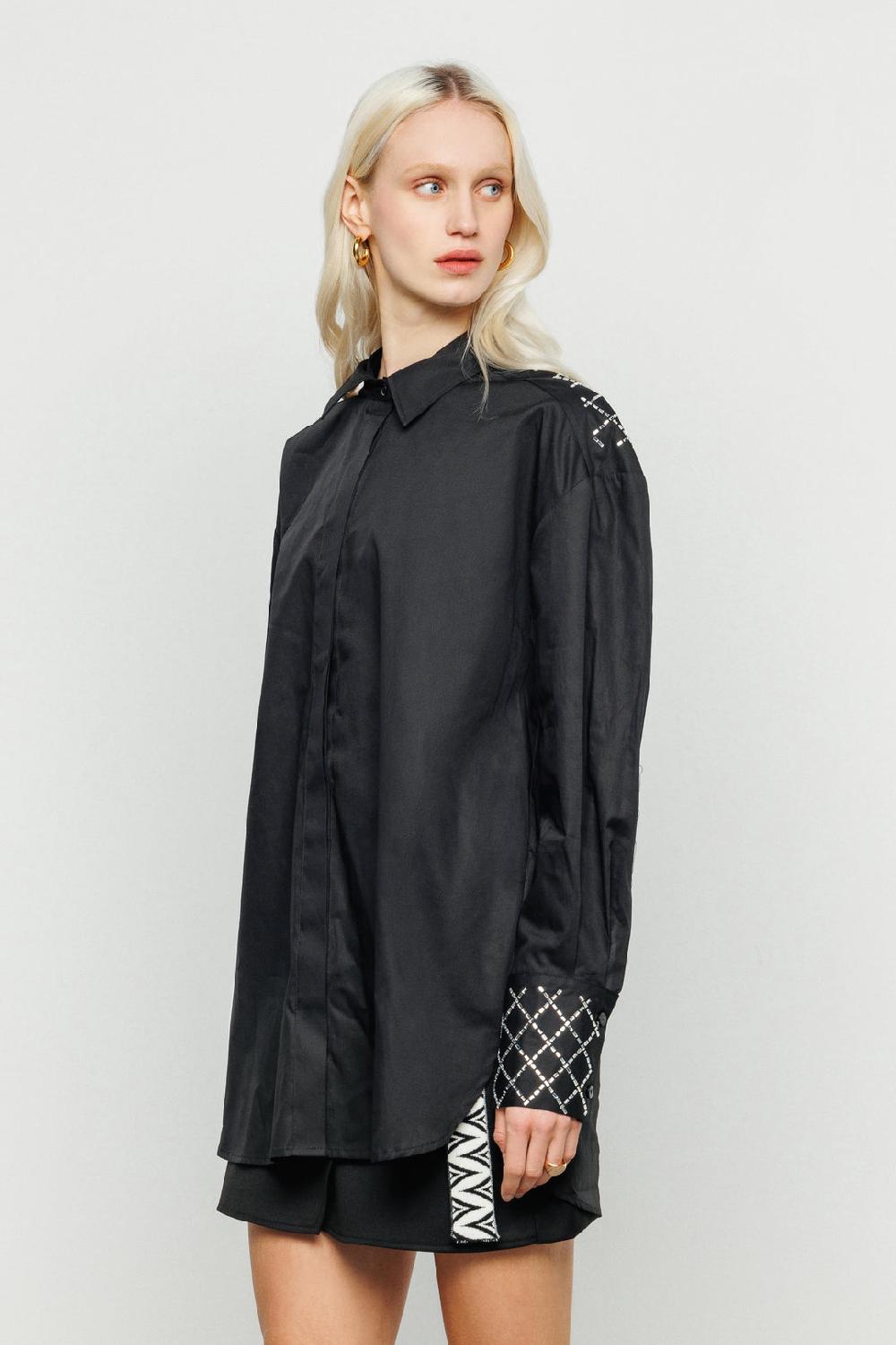 Akep CAMICIA OVERSIZE AKEP CON DETTAGLIO STRASS Qualità Garantita