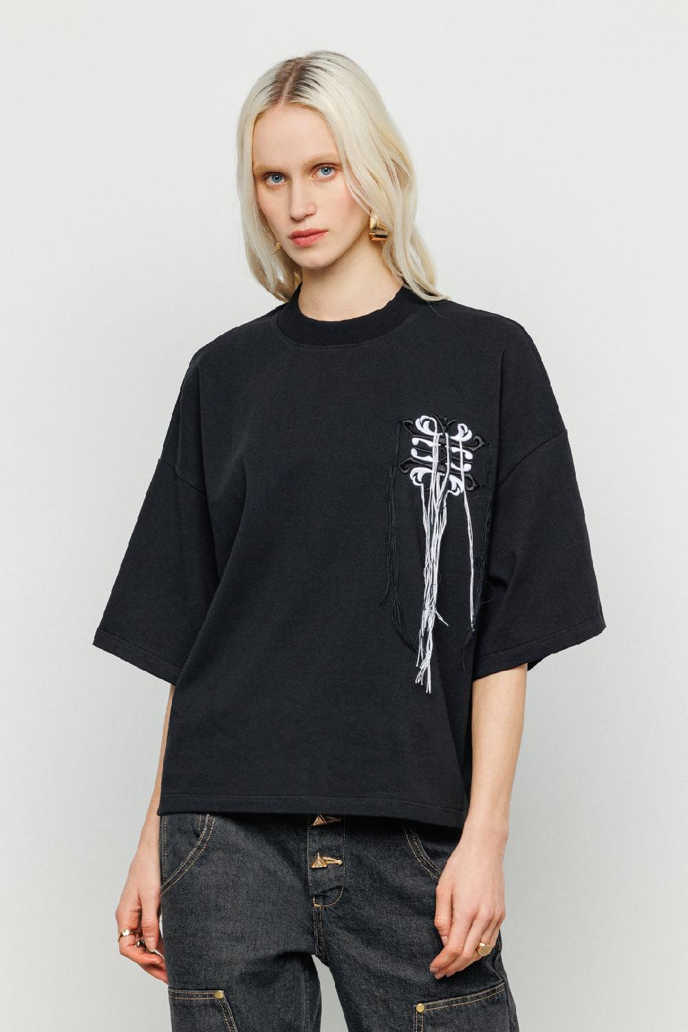Akep T-SHIRT AKEP FIT OVERSIZE CON RICAMO SUL DAVANTI Prezzo Ridotto