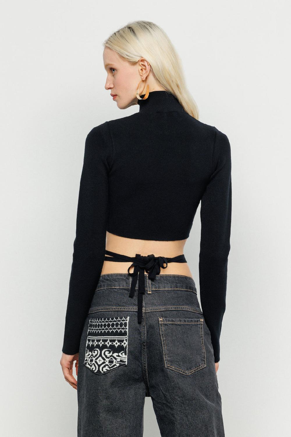 Akep CROP TOP AKEP A COLLO ALTO CUT CHEST Hotsell