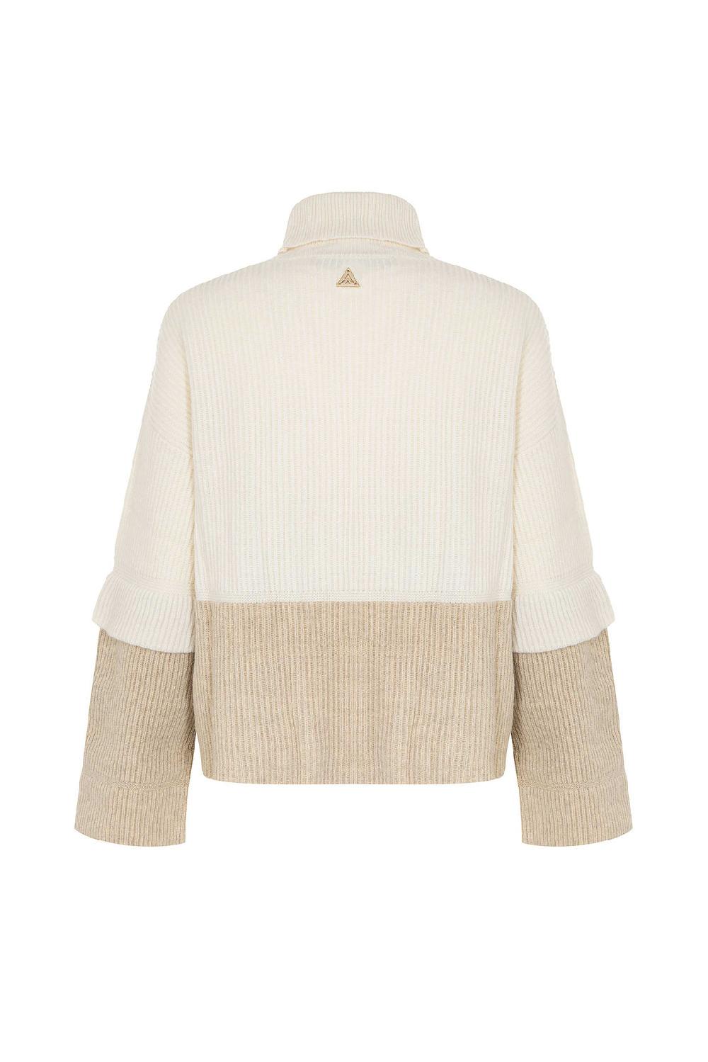 Akep PULL AKEP CON MANICHE BICOLOR IN PURA LANA Sottocosto