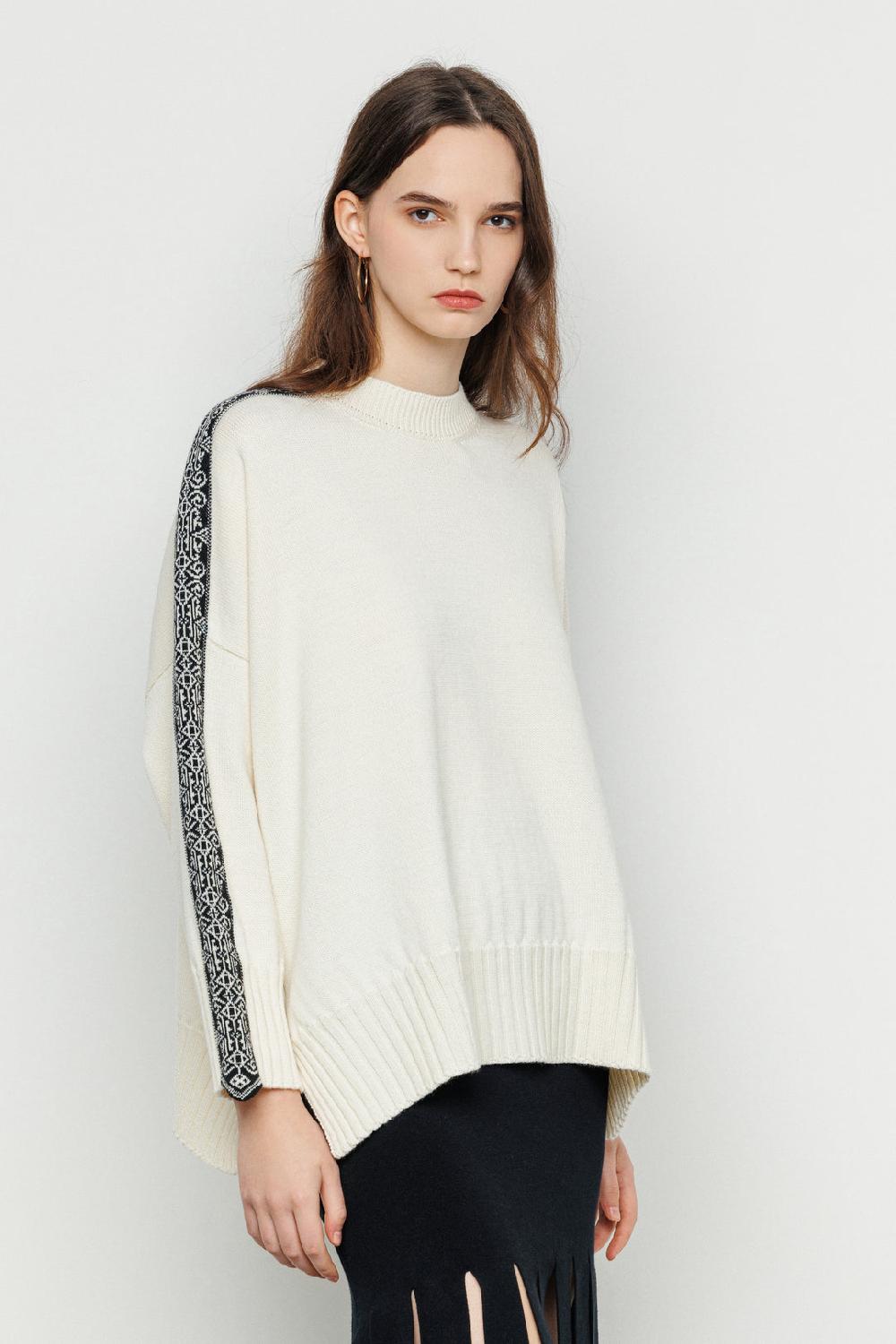 Akep PULLOVER AKEP GIROCOLLO CON BANDA JACQUARD LUNGO LE MANICHE Economico