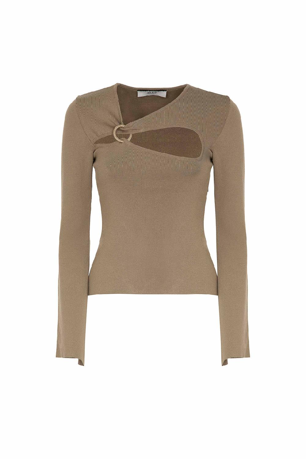Akep MAGLIA AKEP SCOLLATURA A BARCA CUT OUT CON RING Moda